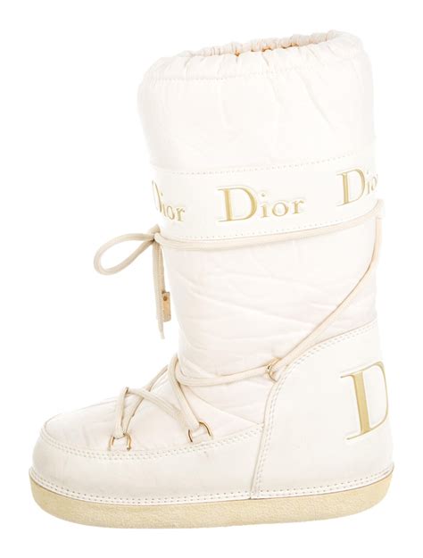 where can i buy dior moon boots|women christian dior snow boots.